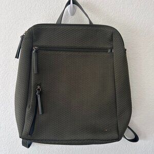 The Sak Olivera Metro Backpack – Olive Green